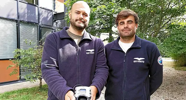 « On a réussi à montrer ce dont on était capables » : les talkies-walkies sous-marins de la start-up brestoise 52 Hertz séduisent la Marine nationale